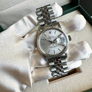 ROLEX DATEJUST SILVER INDEX DIAL STEEL ENGINE TURNED JUBILEE WATCH 36 MM 16030